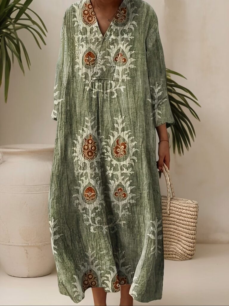 Plus-Size Casual Dress with Vintage Floral Print